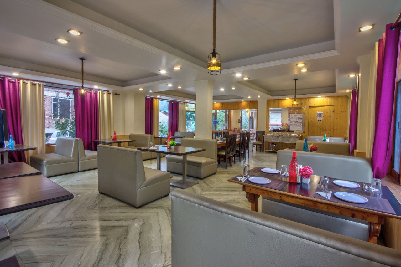 Embrace the Serenity Your Stay at a Hotel in Manali in Manali, photo 1 of 5